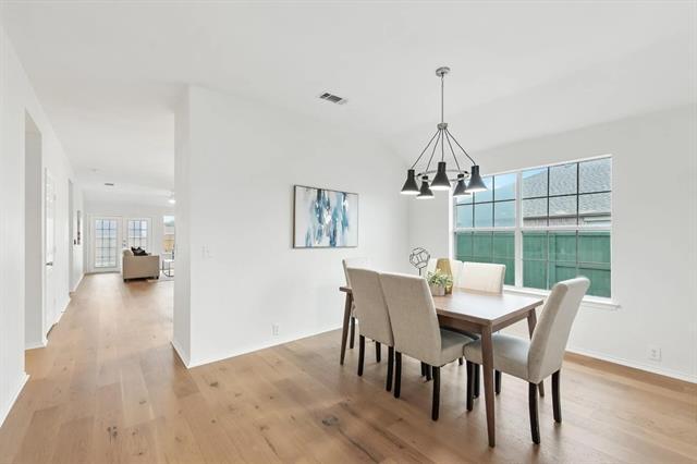 Foto del edificio - 1331 Primrose Dr