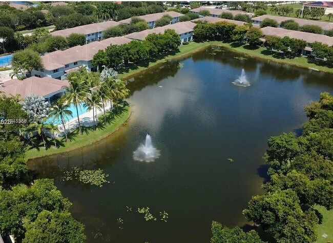 Foto del edificio - 1916 Alamanda Way