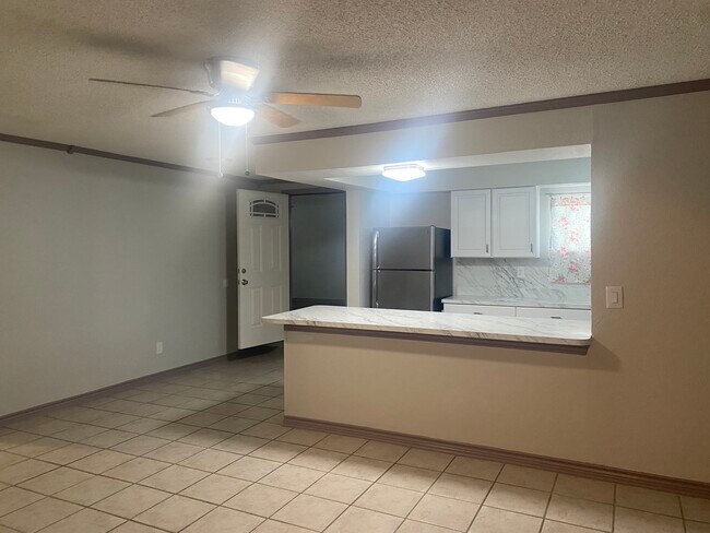 Foto del edificio - 5305 Bonner Dr