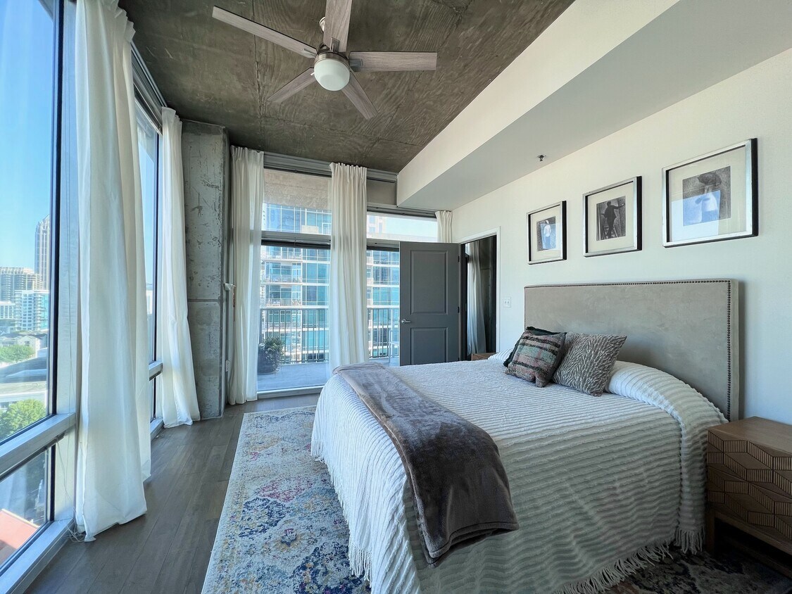 Foto principal - 923 Peachtree St NE