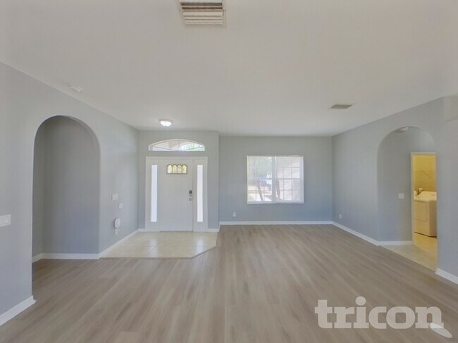 Foto del edificio - 4098 Twinbush Terrace