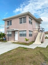 Building Photo - 3740 Avenue S