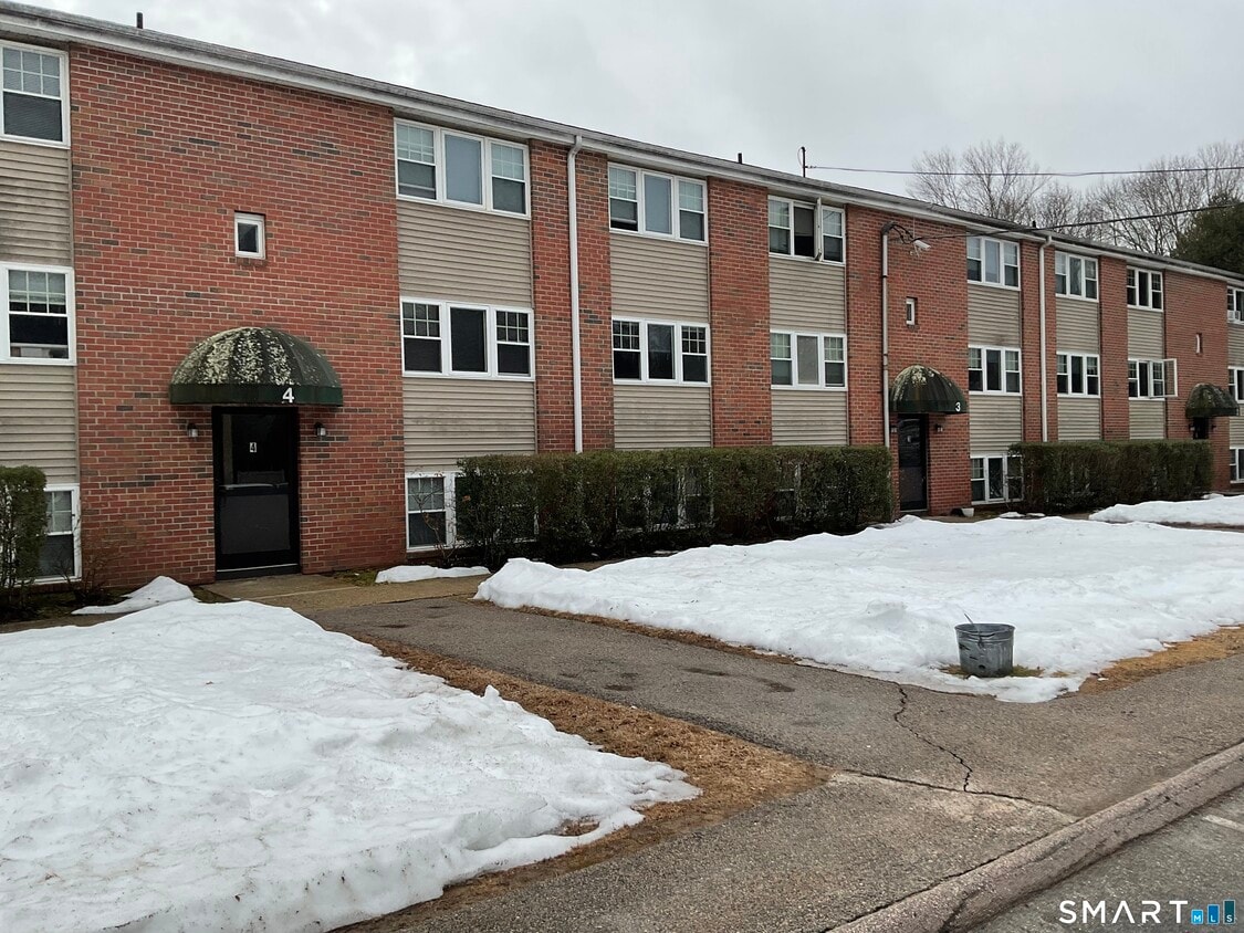 Building Photo - 82 Jerome Rd