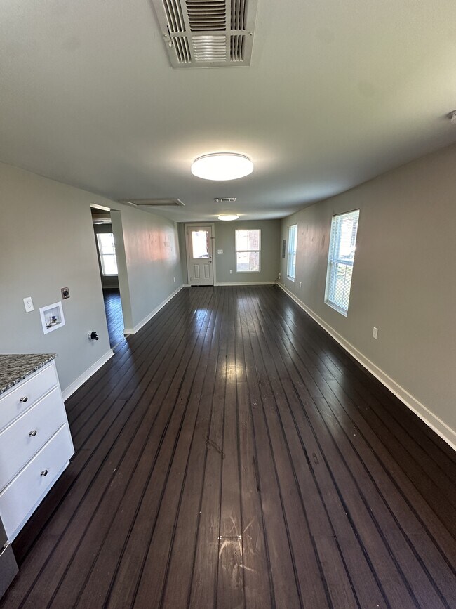 Foto del edificio - 836 Stewart St