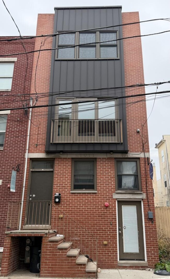 Photo - 1911 N Gratz St Apartment