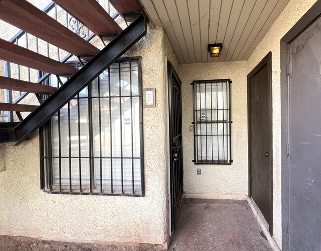 Foto del edificio - Recently remodeled 2-bed, 2-bath unit for rent in North Las Vegas!