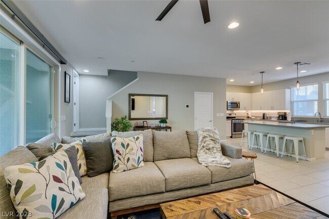 Foto del edificio - 11236 Rainbow Peak Ave