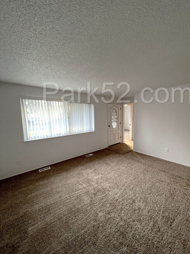 Foto del edificio - Spanaway Area 3 Bedroom Rambler