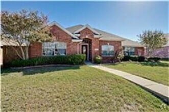 Building Photo - 10617 Pineview Ln