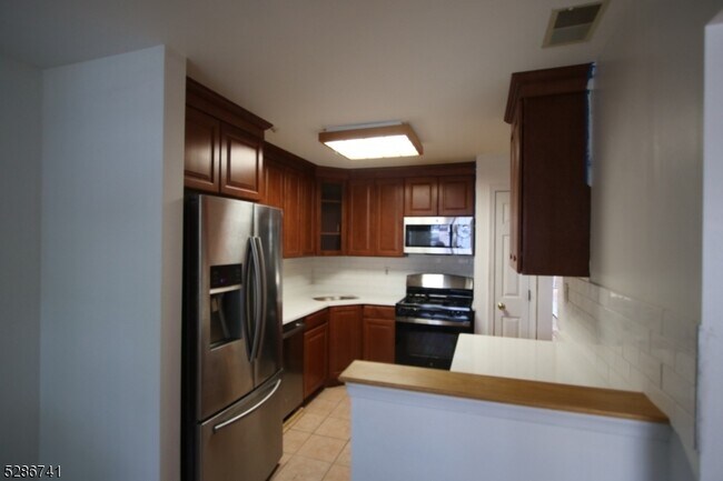 Foto del edificio - 30 Spruce Terrace
