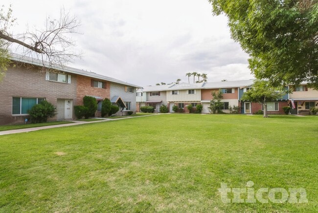 Building Photo - 5025 S Mill Ave