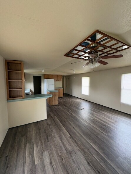 Foto del edificio - 31812 Waller Tomball Rd