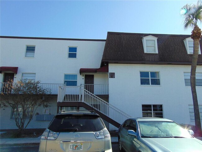 Foto del edificio - 9005 Tudor Dr