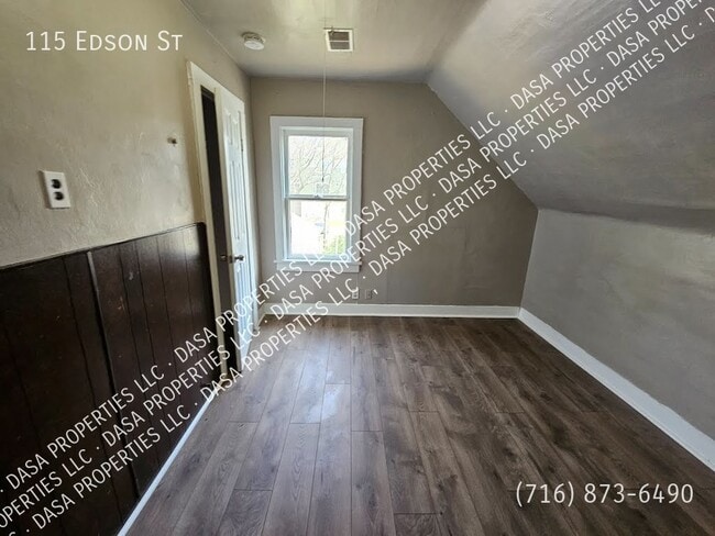 Building Photo - 115 Edson House - 4 Bed / 2 Bath