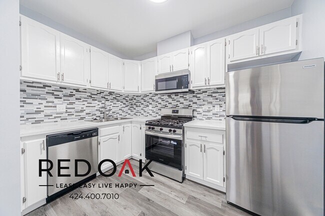 Foto del edificio - 1032-1036 S Normandie Ave-1032-101