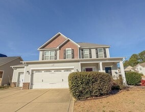 Building Photo - 1804 Shady Knoll Ln