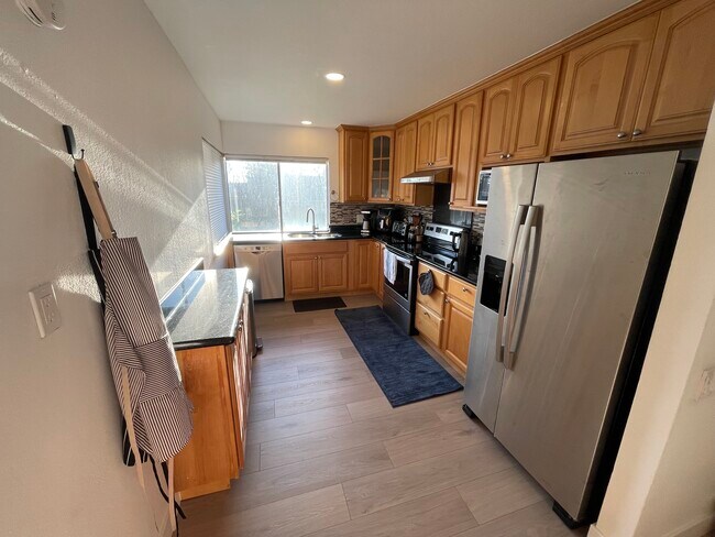 Building Photo - 2286 Warfield Way