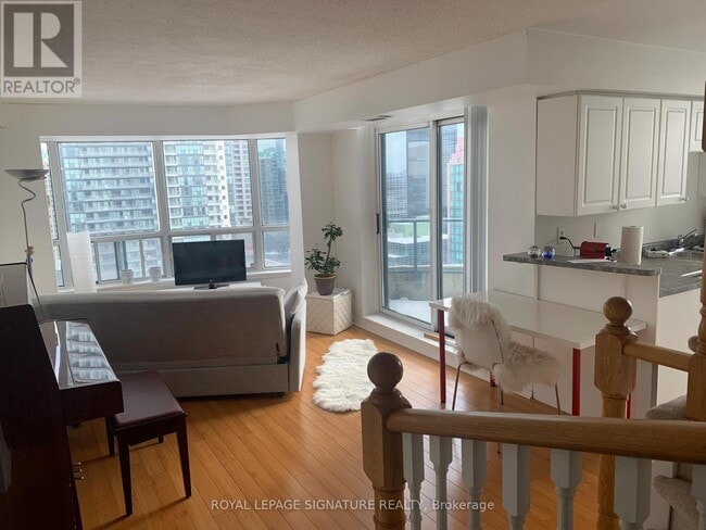 Photo du bâtiment - 233 Beecroft Rd