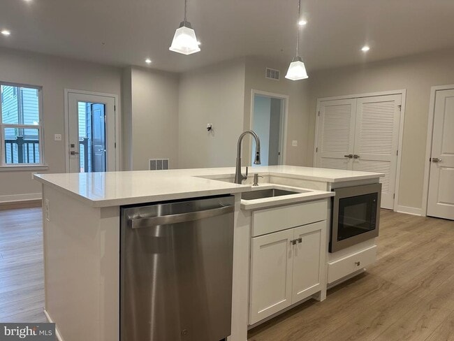 Building Photo - 14401 Milk Thistle Ln