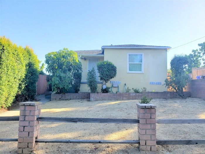 Primary Photo - Cozy Craftsman Style Home