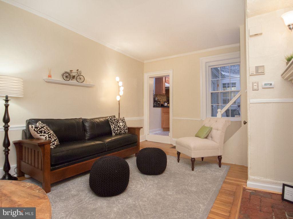 Primary Photo - 258 Quince St