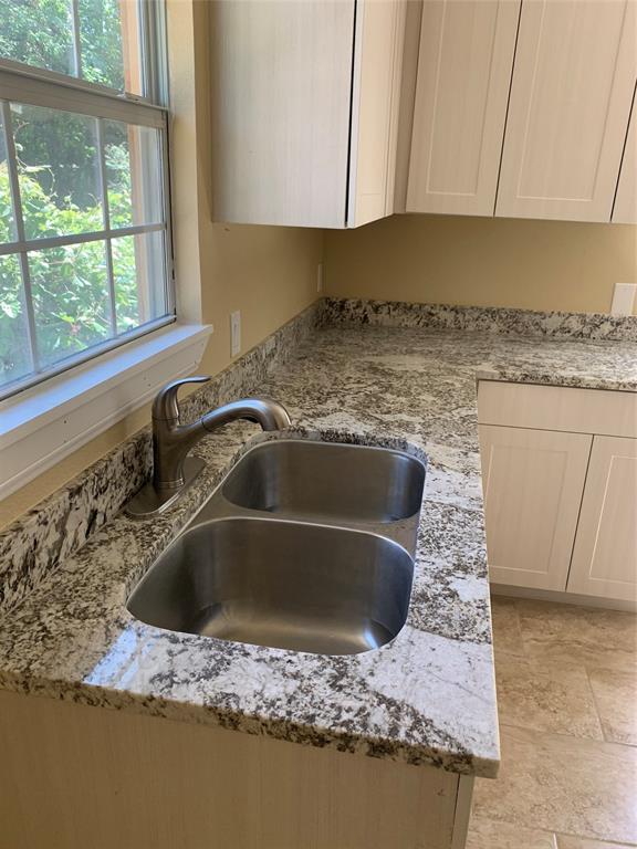 Foto del edificio - 3626 Carpenter Ave