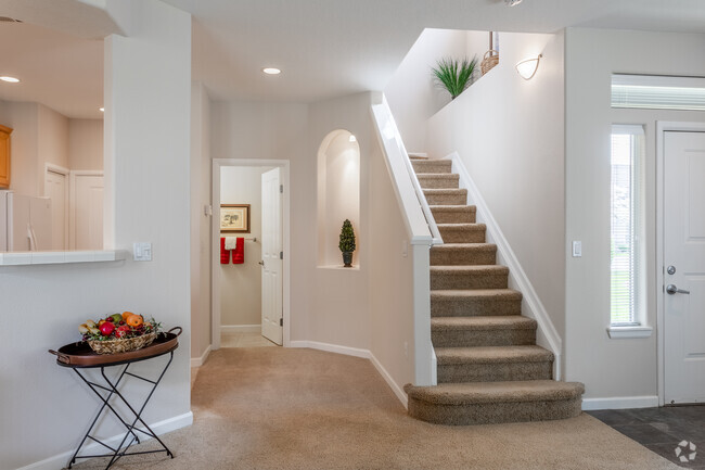 3BR, 2.5BA - 1,327 SF - Columbia Place Townhomes