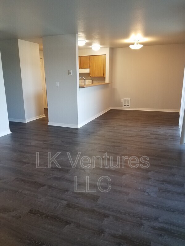 Building Photo - 1760 W Sunn Fjord Ln