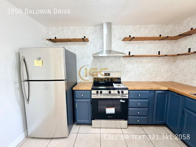 Building Photo - 3950 Baldwin Dr