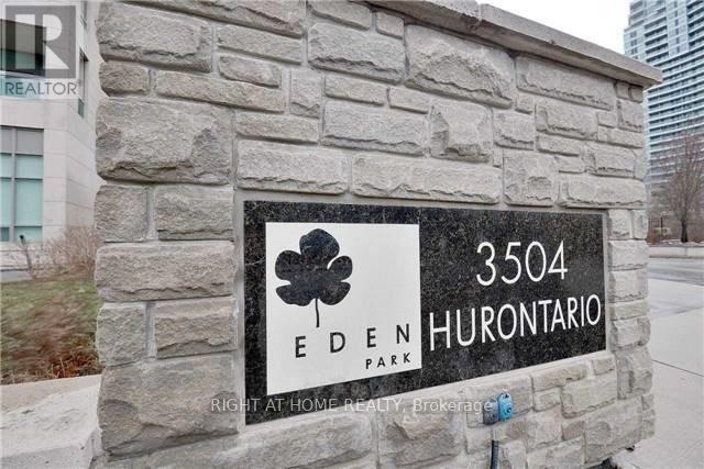 Building Photo - 3504 Hurontario St