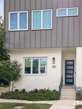 Building Photo - 406 Wimberly St