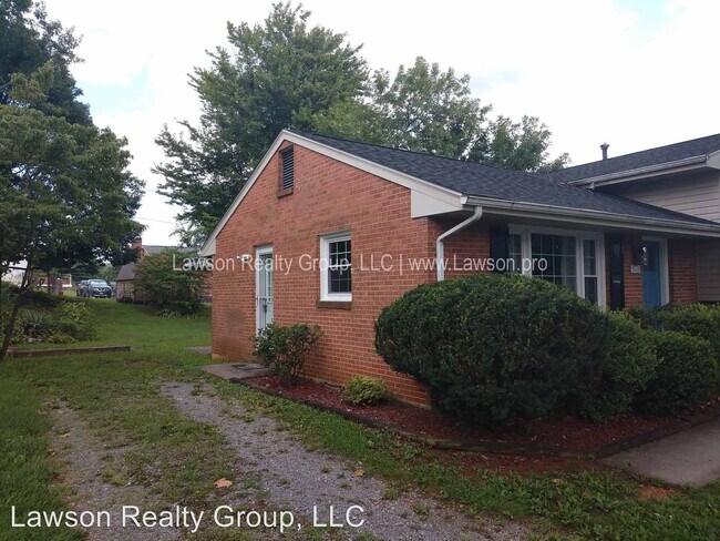 Building Photo - 3 br, 1.5 bath House - 918 Ingleside Lane