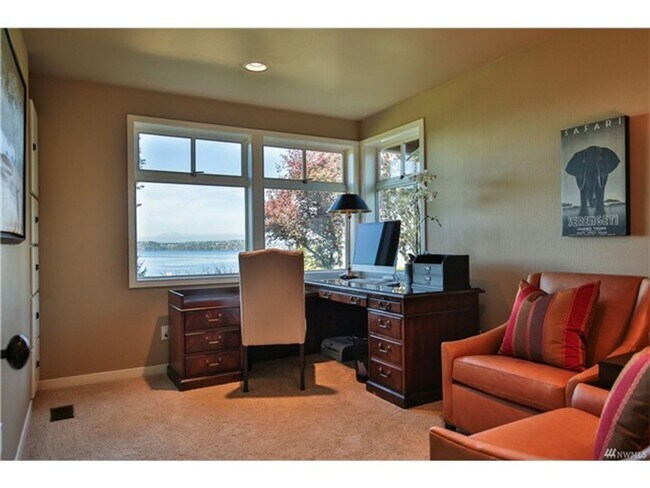 Foto del edificio - 4bd/3.5ba Kirkland House