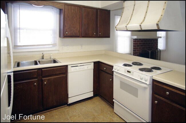 Foto del edificio - 626 Village Green Pkwy