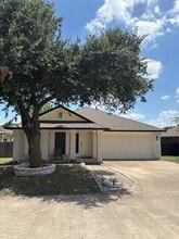 Building Photo - 1425 W Pflugerville Pkwy
