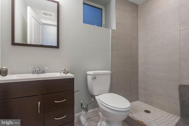 Foto del edificio - 1222 N 7th St