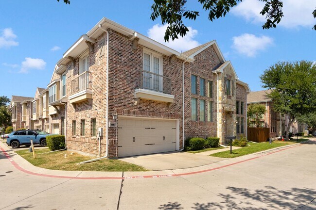 Foto del edificio - Richardson Townhome