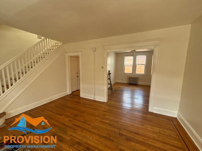 Building Photo - 102 Ventnor Terrace