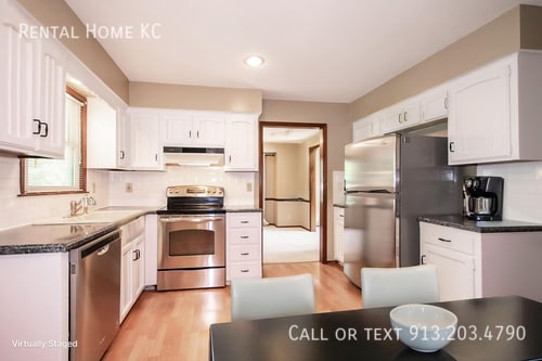 Building Photo - 1835 S Abbey Cir