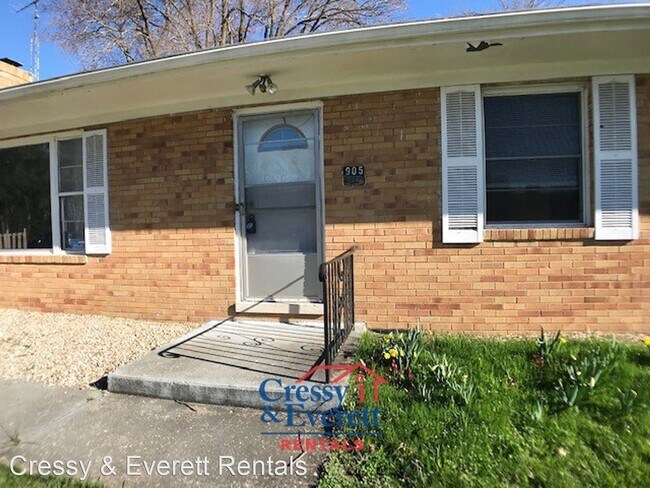 Foto del edificio - 4 br, 2 bath House - 905 St. Joseph Drive