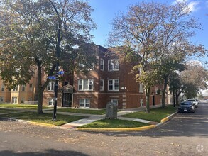 Building Photo - 2100 S 51st Ave