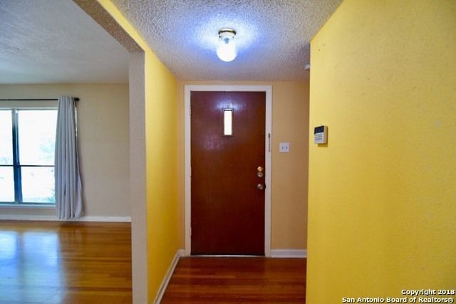 Foto del edificio - 150 MOUNTRIDGE DR