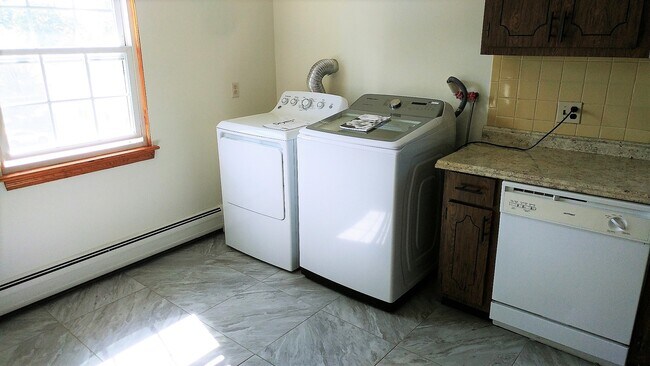 Foto del edificio - 128 Fayette St