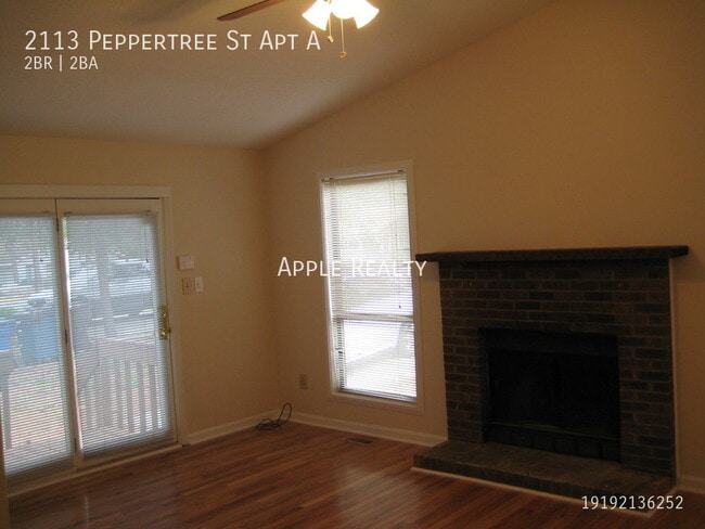 Foto del edificio - 2113-A Peppertree St - Available Now!