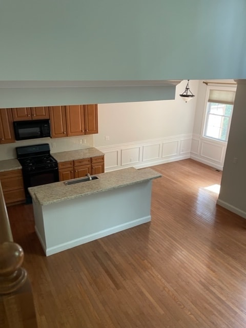 kitchen - 16 Bridlewood Ln