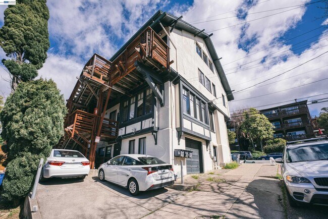 Foto del edificio - 2905 Channing Way