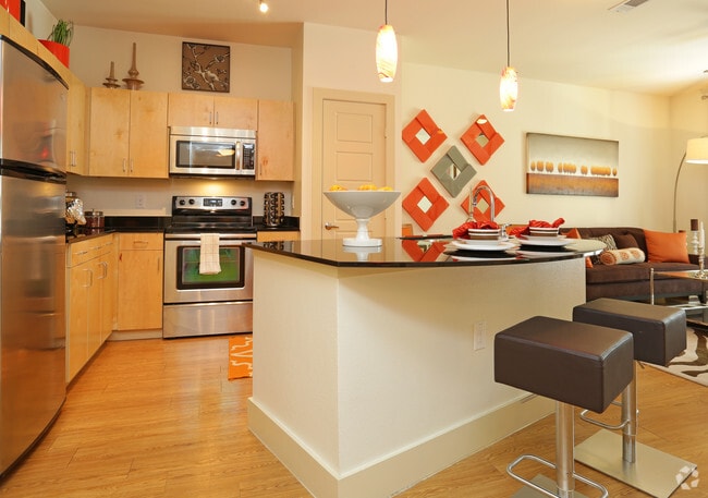 Kitchen - Oxford at the Boulevard Apartments