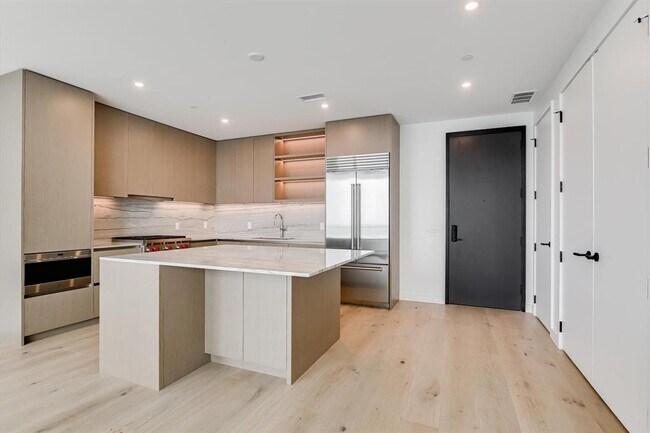 Foto del edificio - 610 Davis St