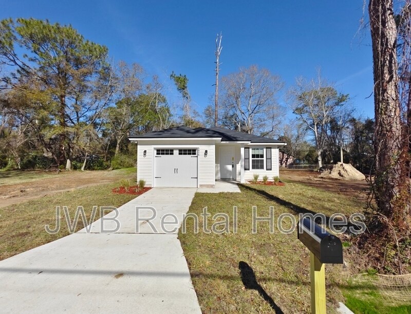 Foto principal - 5915 Patterson Ave
