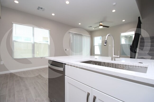 Building Photo - 17042 N 50th Way